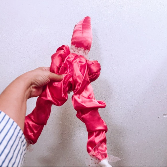 Vintage 20” Tall Hand Painted Posable Fancy Pixie Elf Dressed In Pink Satin - Picture 5 of 5